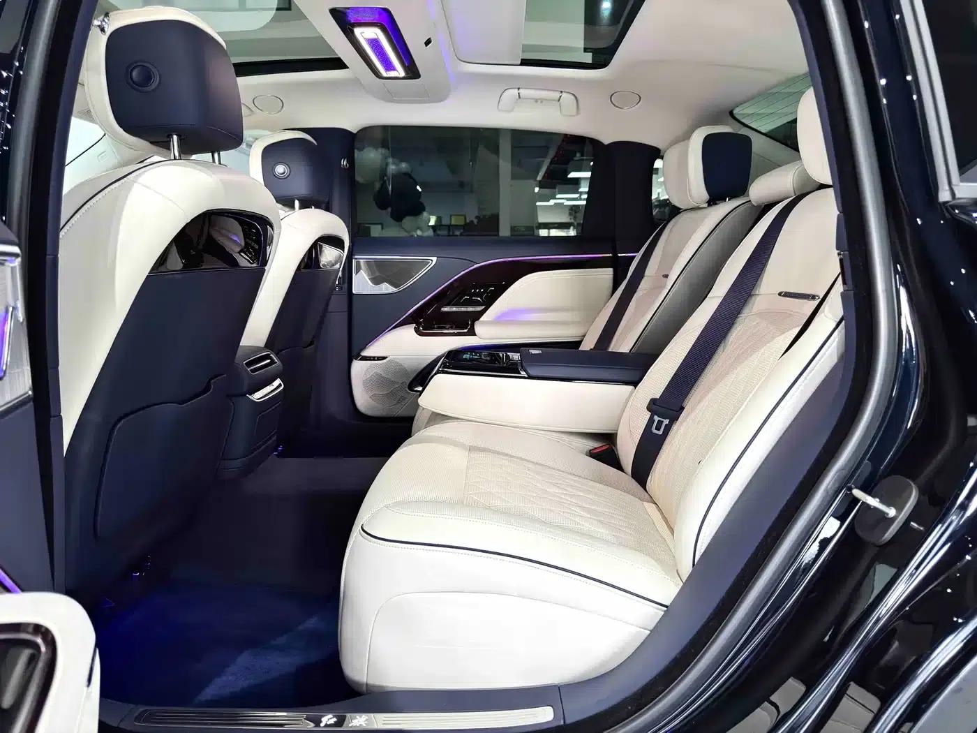 Hongqi Golden Sunflower Elegant 2024 Model 3.0T V6 — миниатюра 12