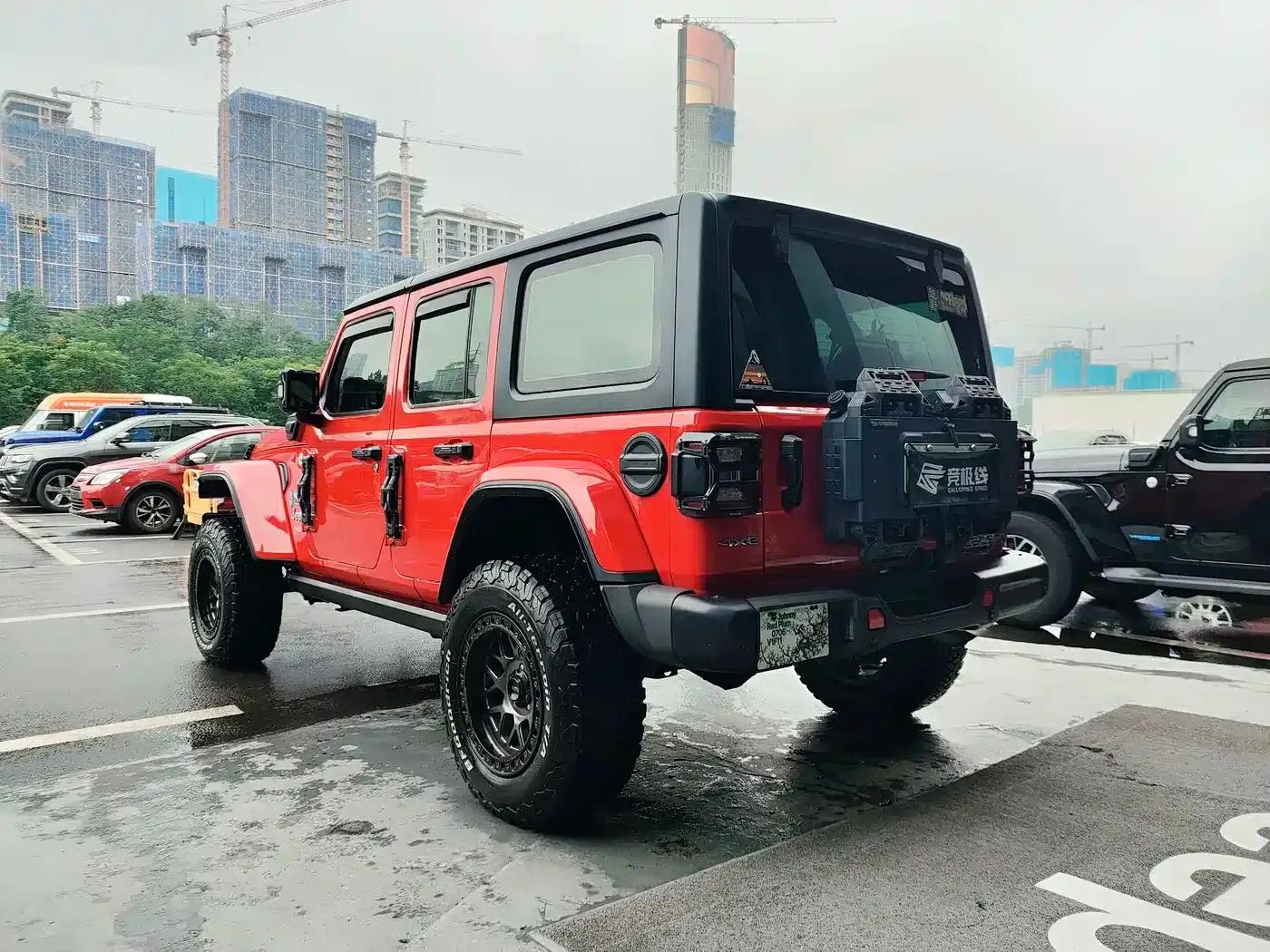 Jeep Wrangler New Energy 2021 Model 4-Door 2.0T 4xe Sahara — миниатюра 15
