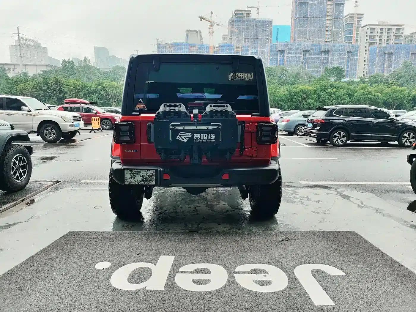 Jeep Wrangler New Energy 2021 Model 4-Door 2.0T 4xe Sahara — миниатюра 16