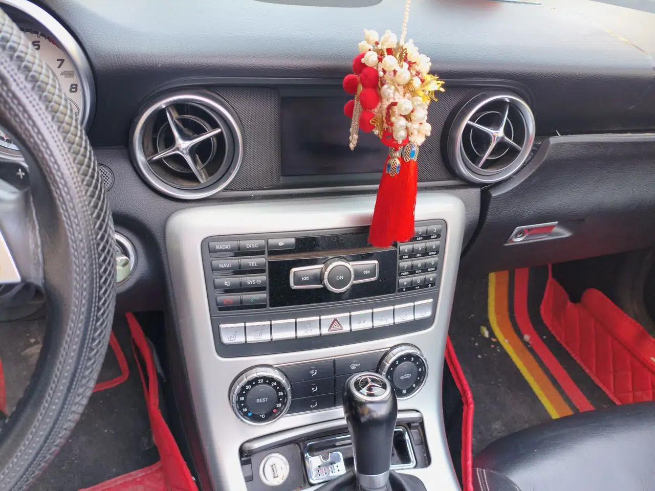 Mercedes-Benz SLK-Class 2011 SLK 200 Fashion Model — миниатюра 13
