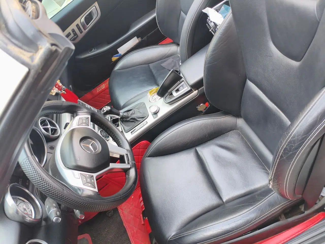 Mercedes-Benz SLK-Class 2011 SLK 200 Fashion Model — миниатюра 15