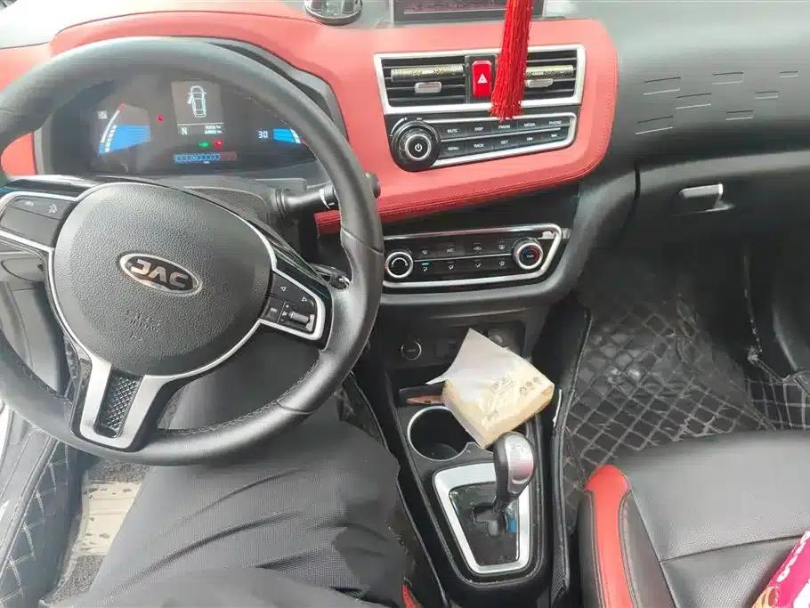 JAC iEV6E 2018 Upgraded Version iEV6E Luxury Intelligent Edition — миниатюра 11