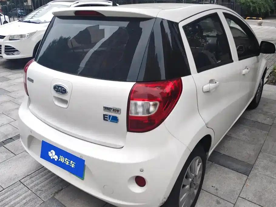 JAC iEV6E 2018 Upgraded Version iEV6E Luxury Intelligent Edition — миниатюра 3