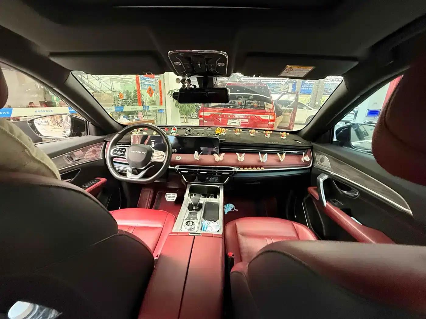 Jetour X70 PRO 2023 1.5T DCT Comfort Edition 5-seater — миниатюра 3