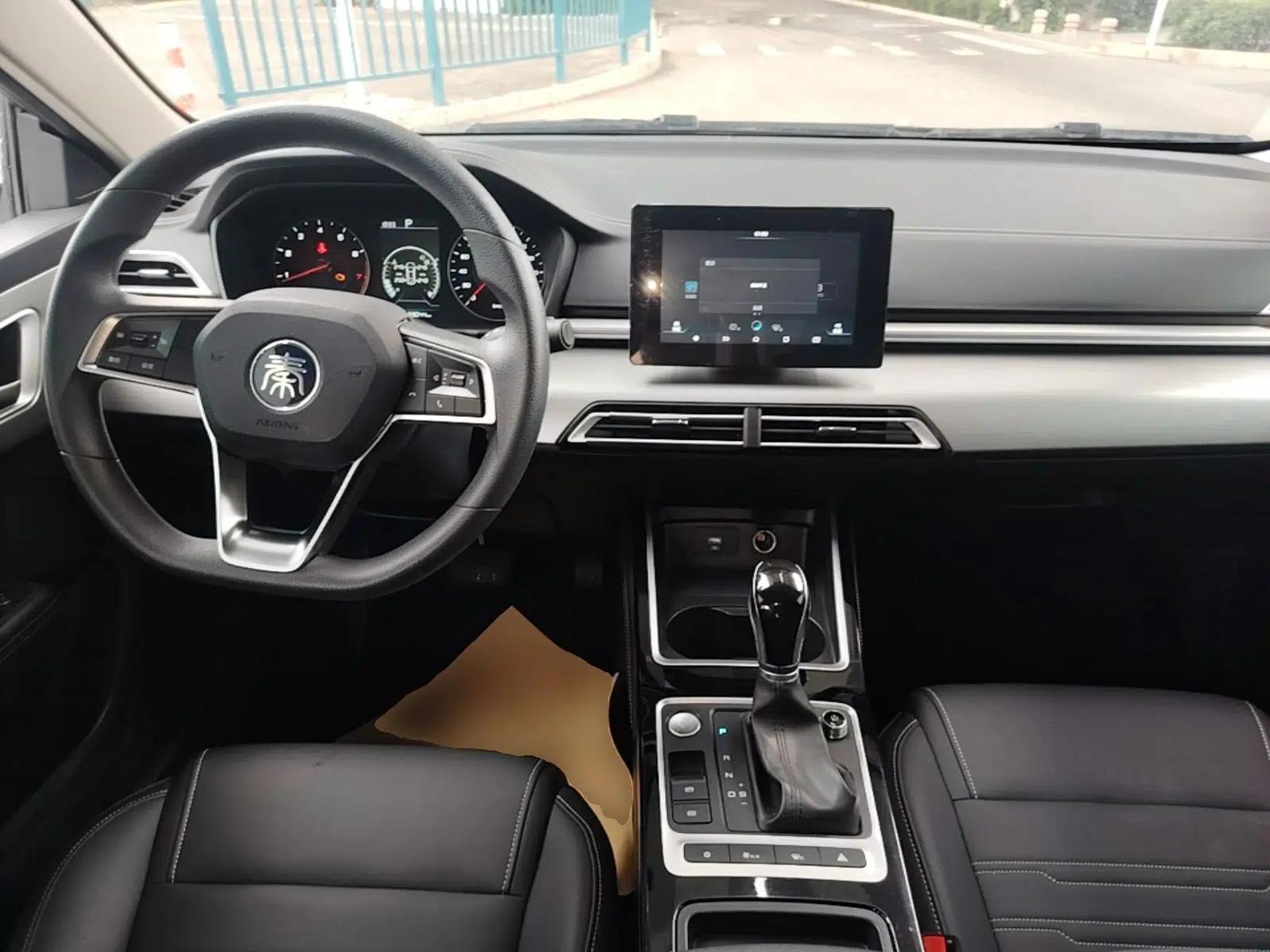 BYD Qin 2019 1.5L Automatic Luxury Model — миниатюра 12