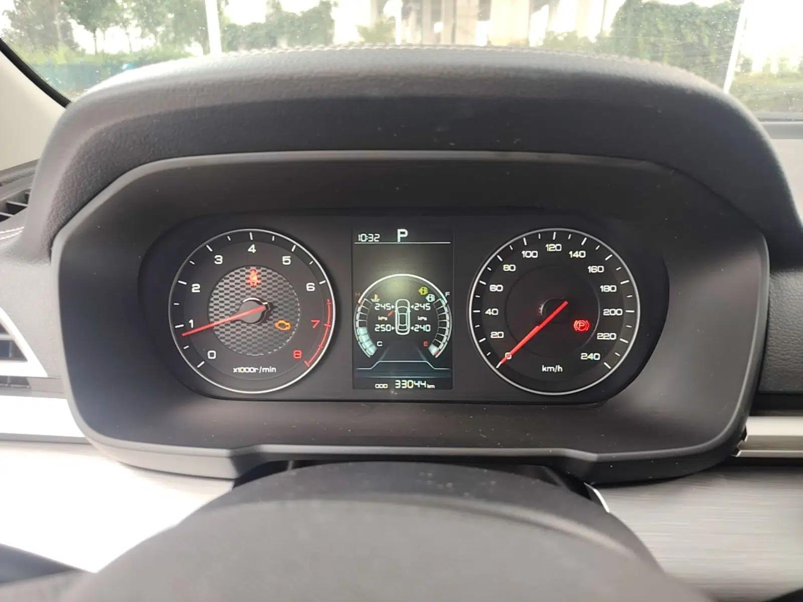 BYD Qin 2019 1.5L Automatic Luxury Model — миниатюра 14