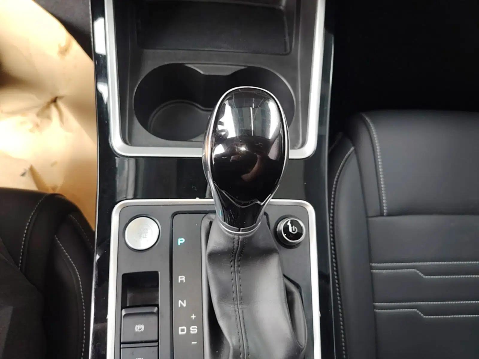 BYD Qin 2019 1.5L Automatic Luxury Model — миниатюра 16