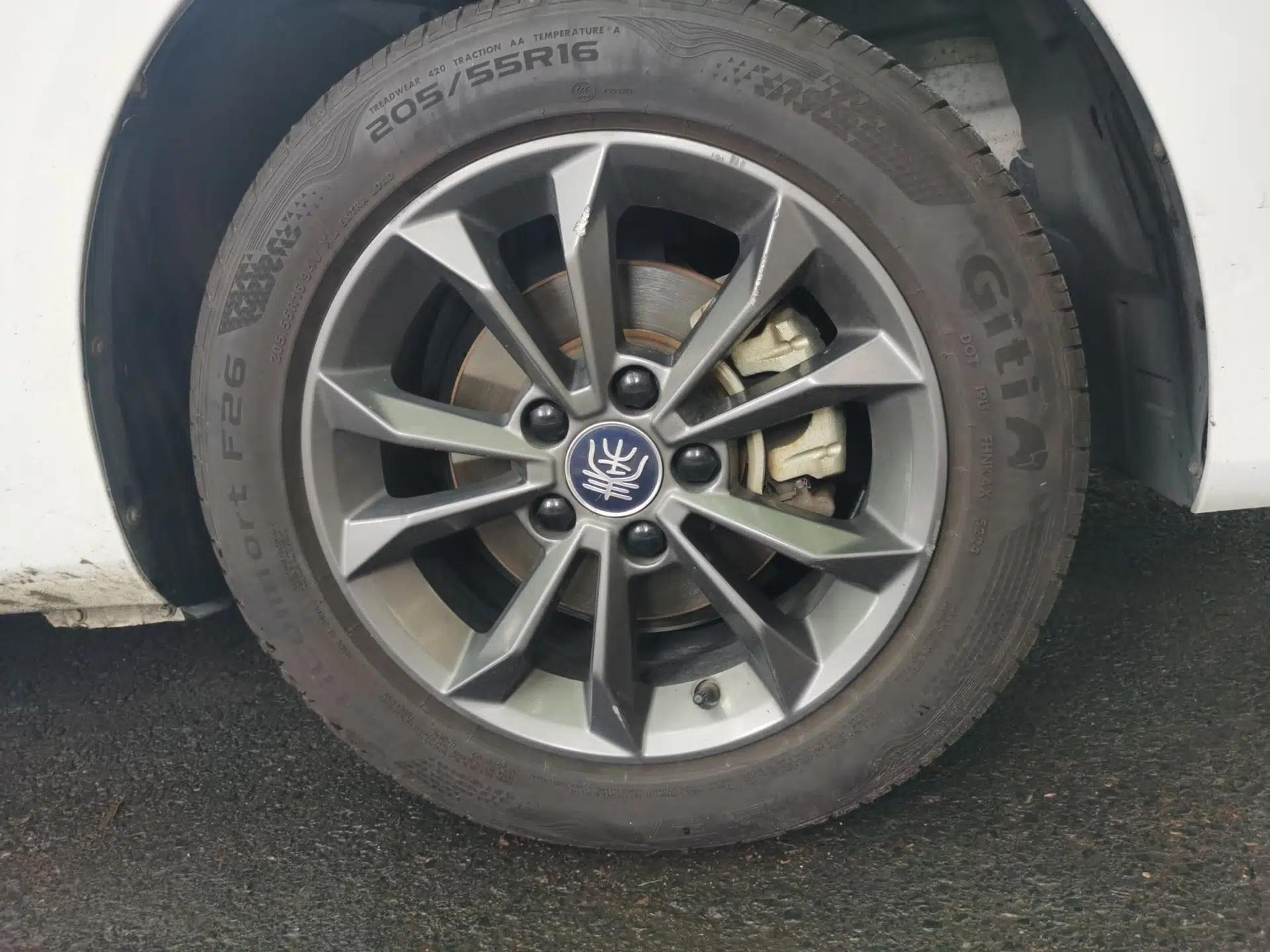 BYD Qin 2019 1.5L Manual Comfort Version — миниатюра 5