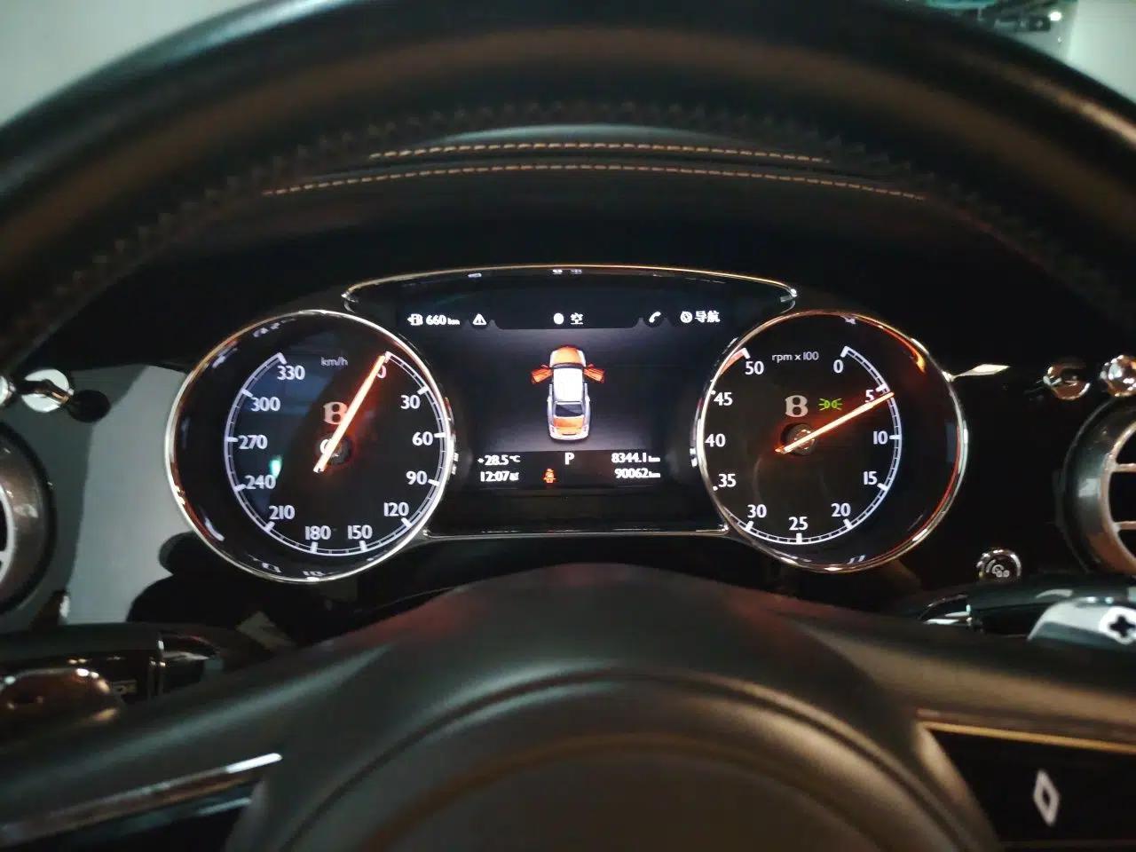 Bentley Mulsanne 2017 6.8T Long Wheelbase Version — миниатюра 11