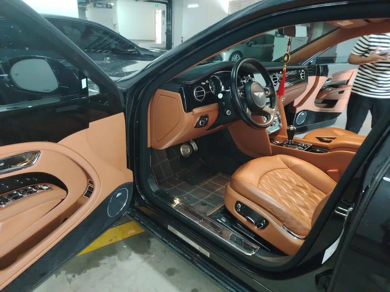 Bentley Mulsanne 2017 6.8T Long Wheelbase Version — миниатюра 16