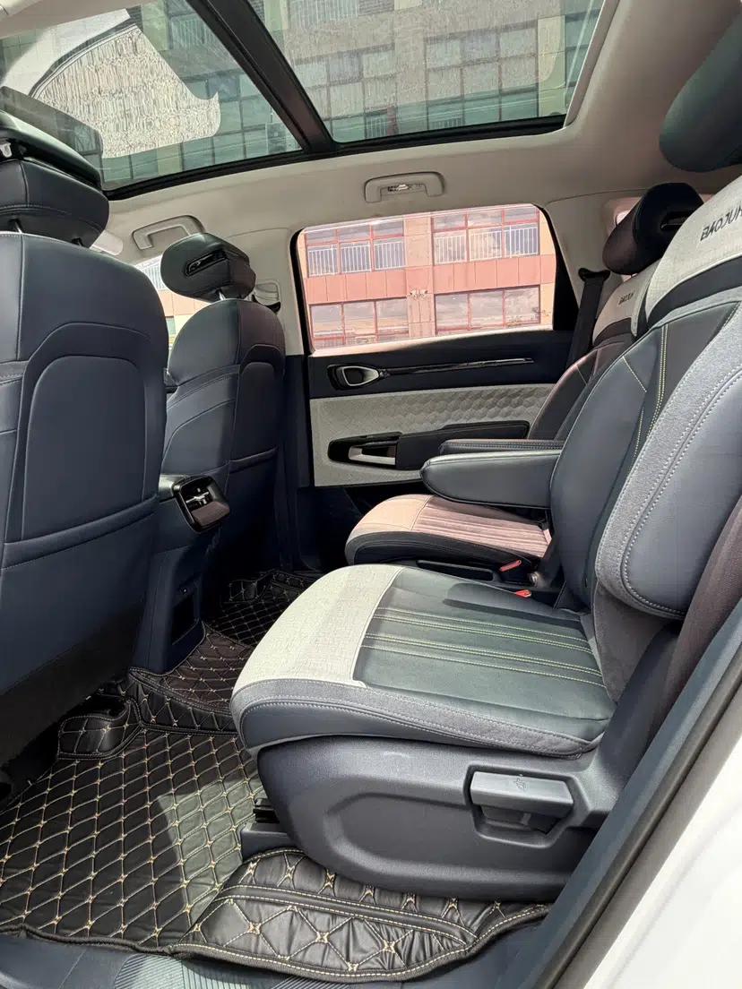 Baojun RM-5 2019 1.5T CVT 24-Hour Online Prestige Version 6 Seats — миниатюра 32