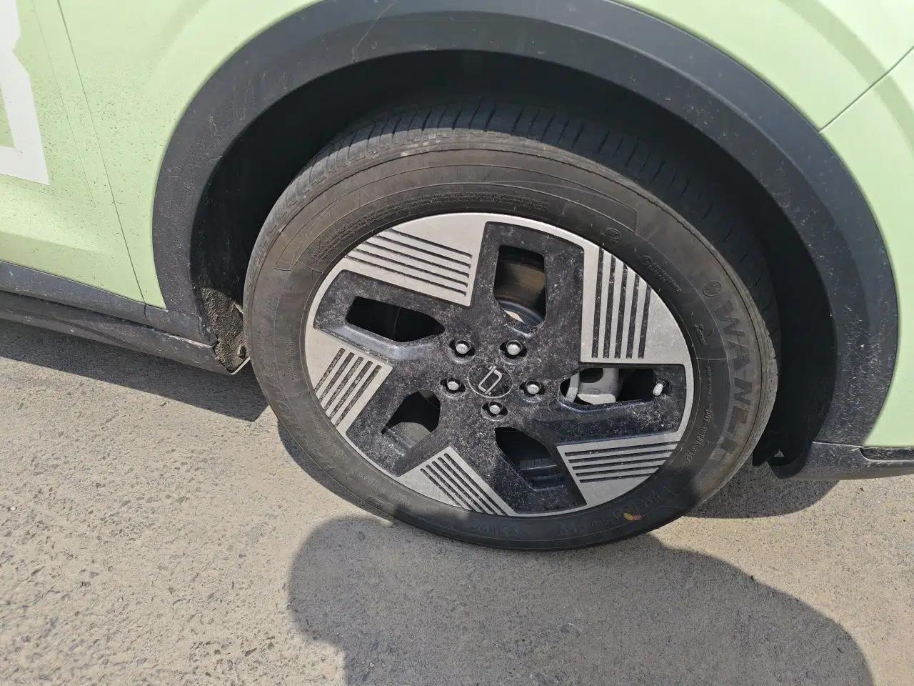 Bestune Yueyi 03 2025 565km Premium Edition — миниатюра 8