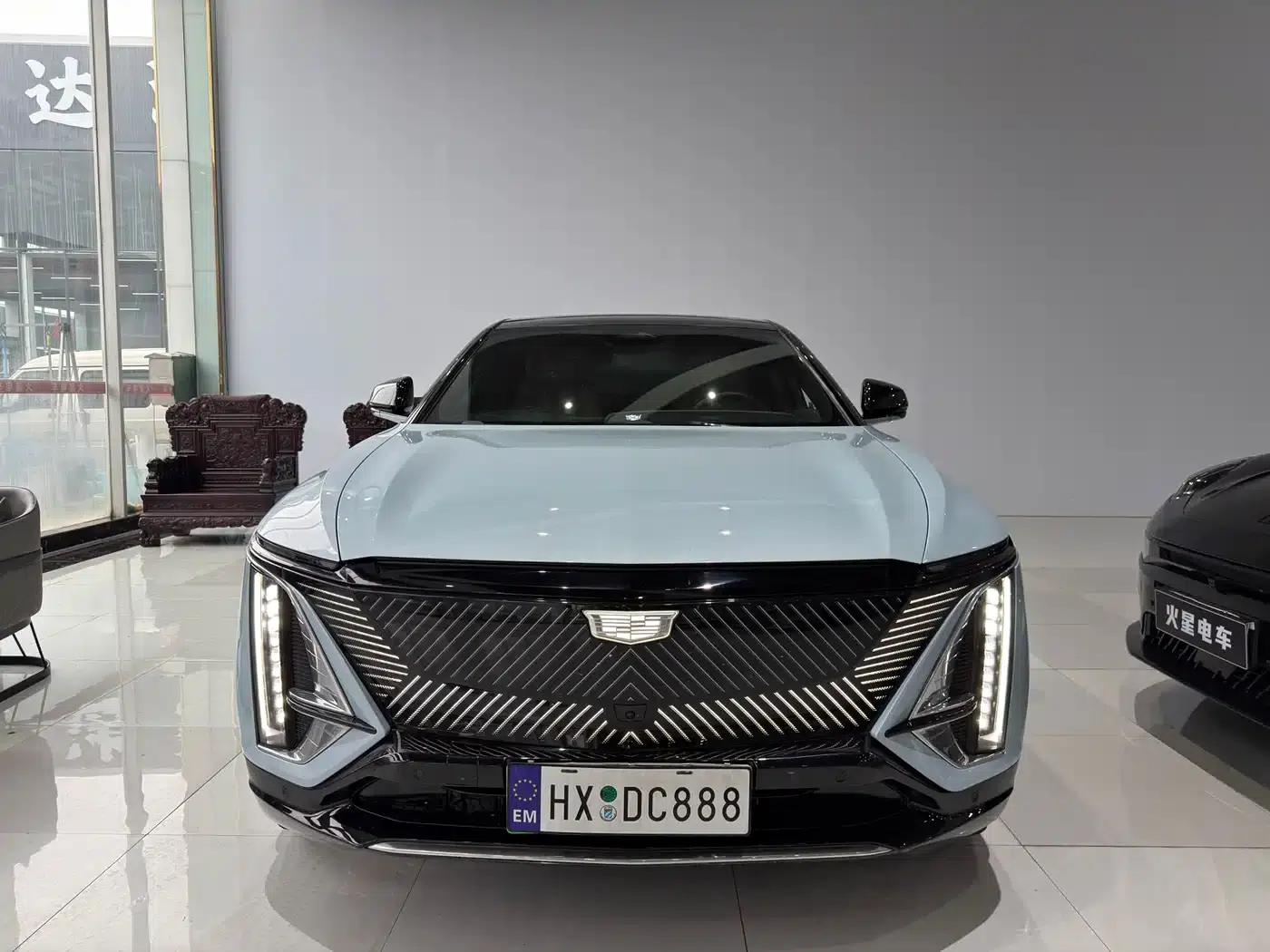 iQ Ruige 2022 Rear-Wheel Drive Long-Range Premium Edition — миниатюра 1