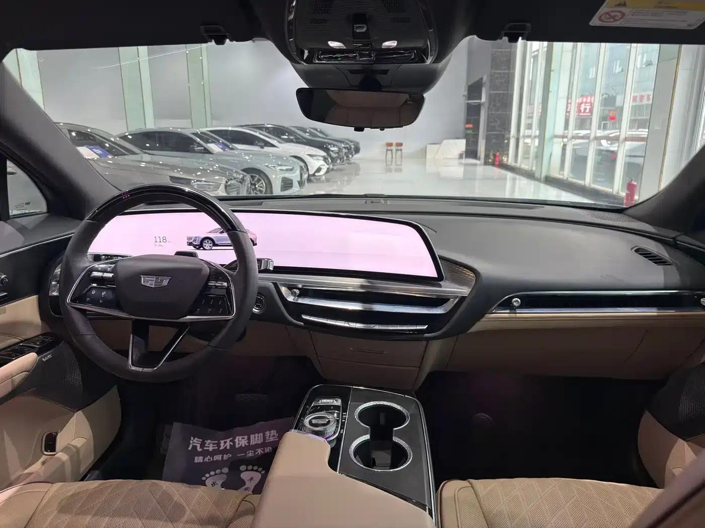iQ Ruige 2022 Rear-Wheel Drive Long-Range Premium Edition — миниатюра 13