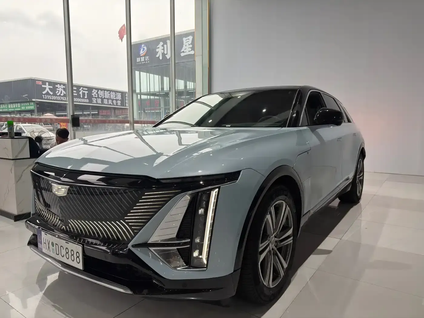 iQ Ruige 2022 Rear-Wheel Drive Long-Range Premium Edition — миниатюра 3