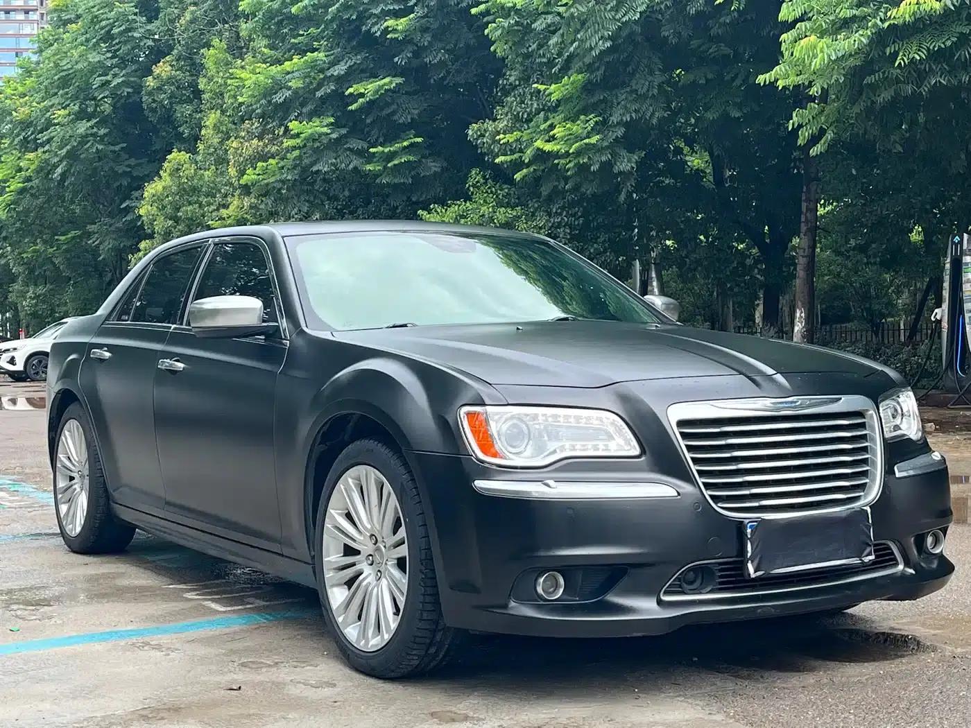 2014 Chrysler 300C Imported Model 3.0L Excellence Edition — миниатюра 3