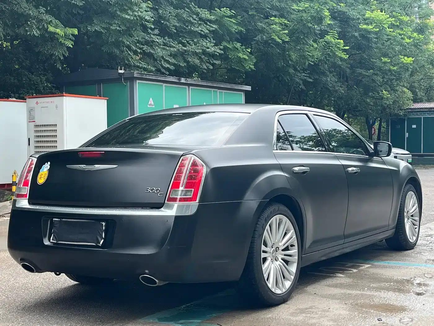 2014 Chrysler 300C Imported Model 3.0L Excellence Edition — миниатюра 7