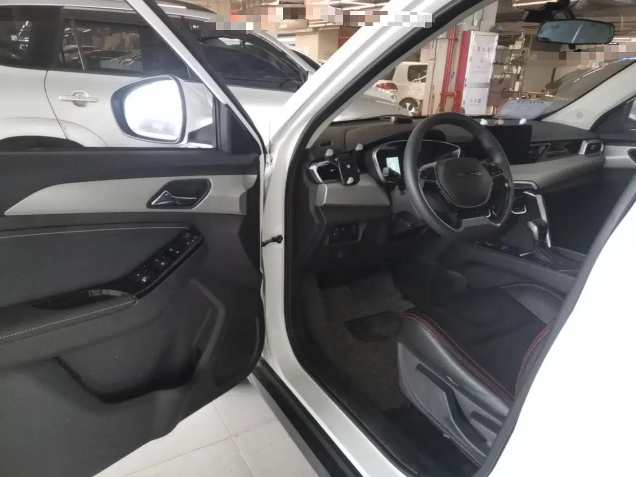 BAIC Beijing X3 2019 1.5T CVT Glory Edition — миниатюра 24