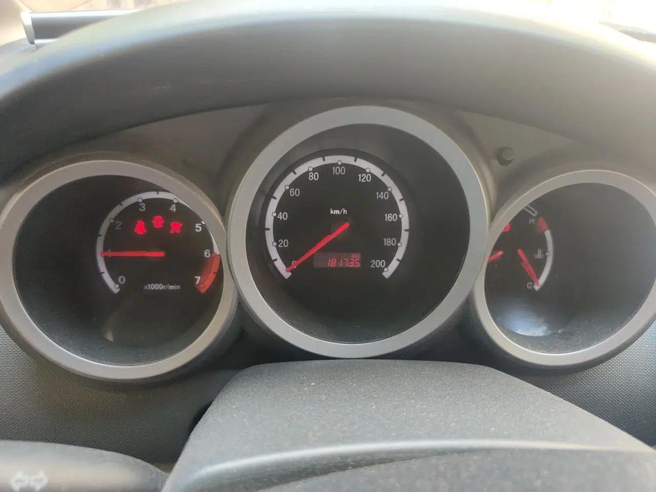 CHANGAN CX20 2011 1.3L Manual Sport Edition — миниатюра 11