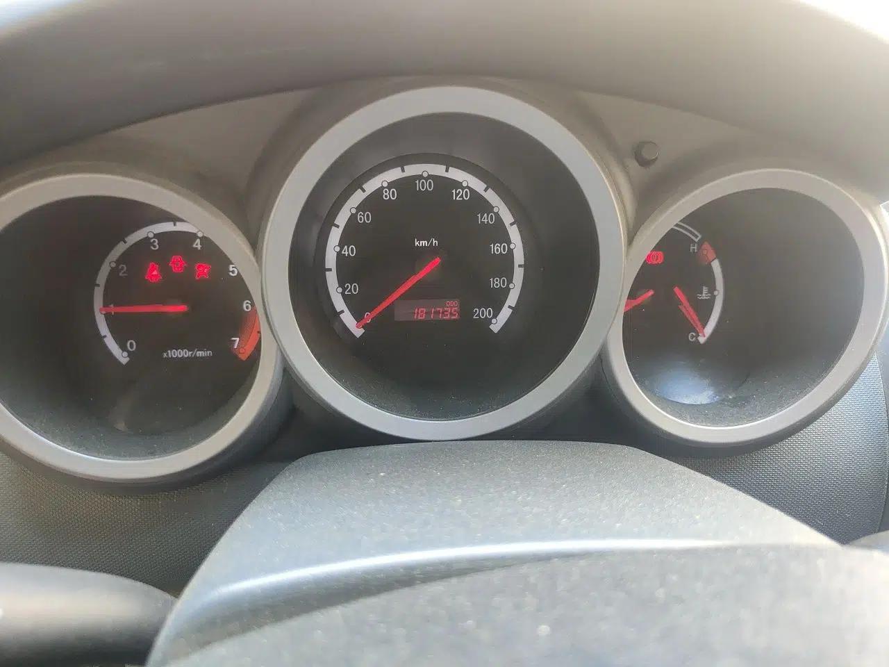 CHANGAN CX20 2011 1.3L Manual Sport Edition — миниатюра 12