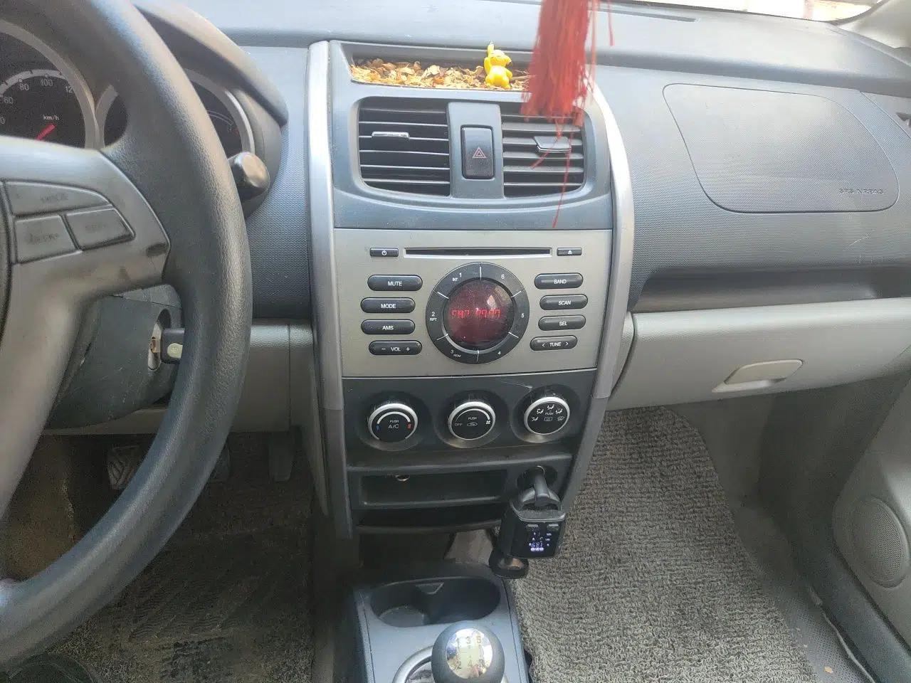 CHANGAN CX20 2011 1.3L Manual Sport Edition — миниатюра 13