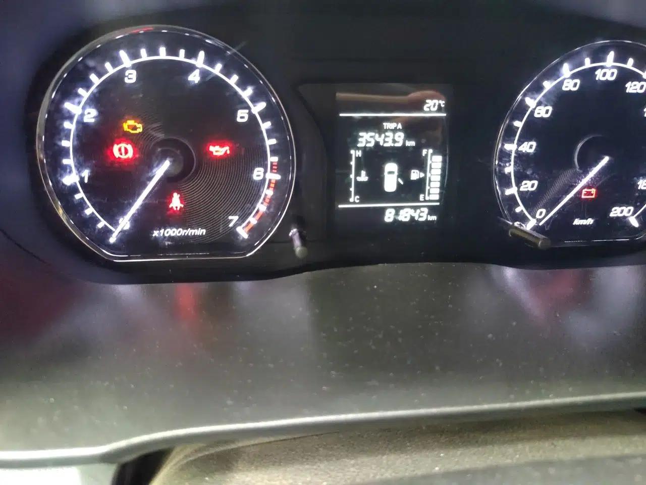 CHANGAN OSHAN X70A 2020 1.5L Manual Standard Edition — миниатюра 12