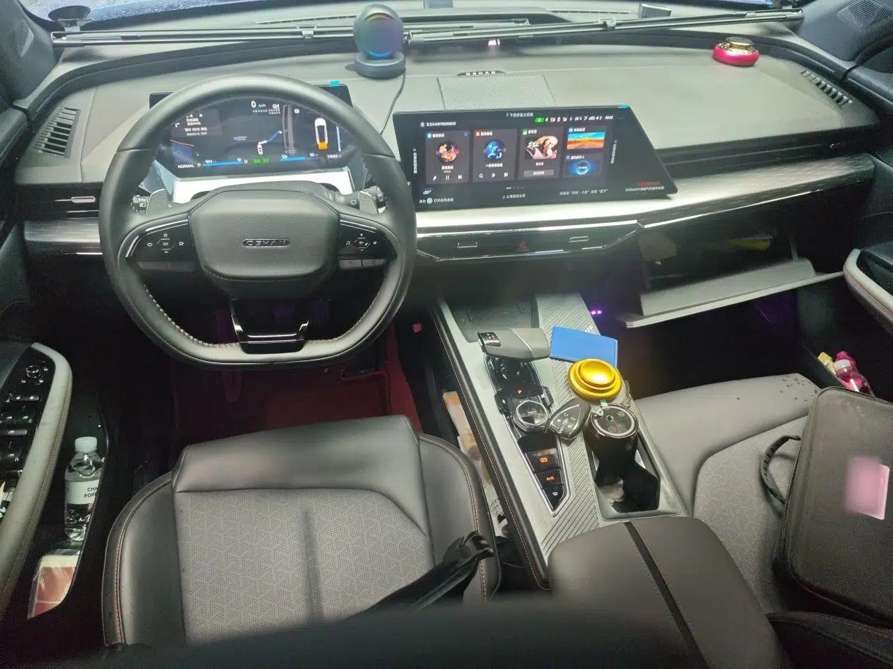 CHANGAN OSHAN Z6 New Energy 2023 ZhiDian iDD 150KM Flagship PLUS — миниатюра 9