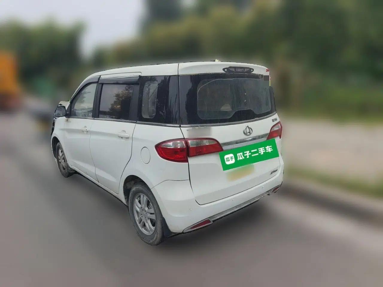 CHANGAN OSHAN Olisway 2013 1.2L Manual Elite Model — миниатюра 4