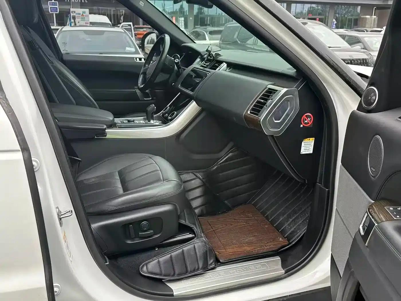 Range Rover Sport HSE 2019 P400e — миниатюра 11