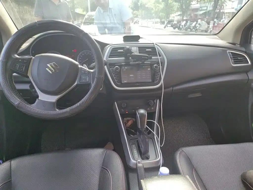 Vitara 2015 1.6L CVT 2WD Elite — миниатюра 13