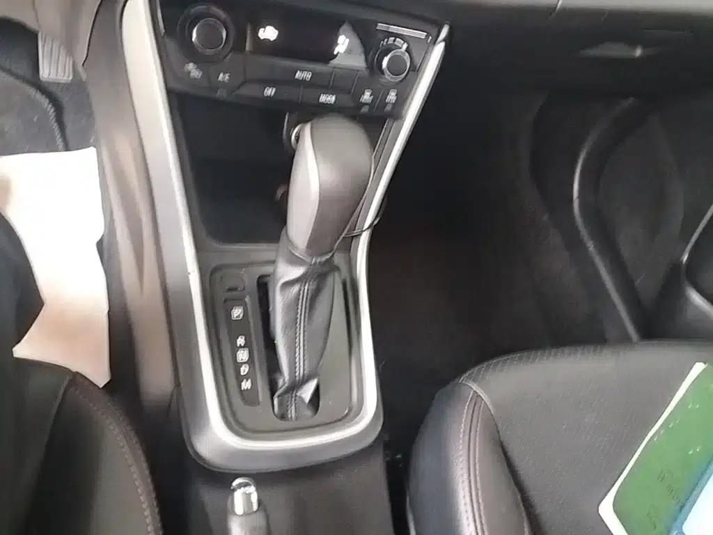 2015 Vitara 1.4T Automatic 2WD Premium — миниатюра 14