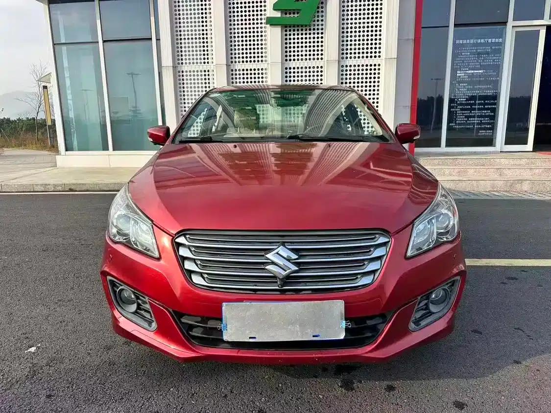 Ciaz 2015 1.6L Automatic Comfort Edition — миниатюра 25