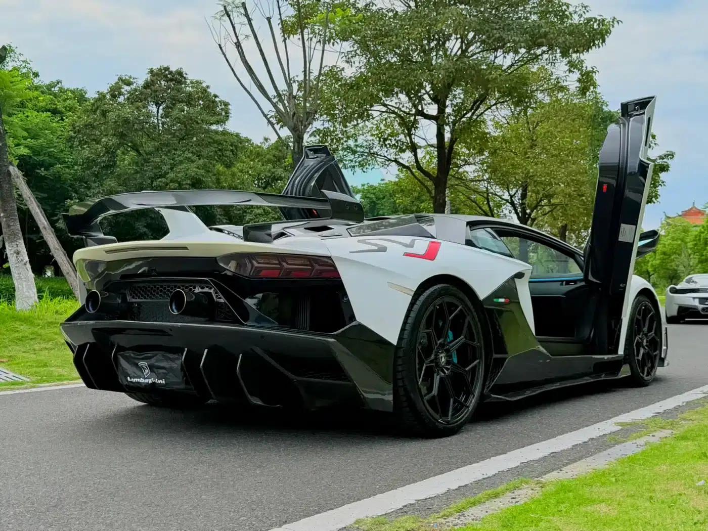 2011 Aventador LP 700-4 — миниатюра 22