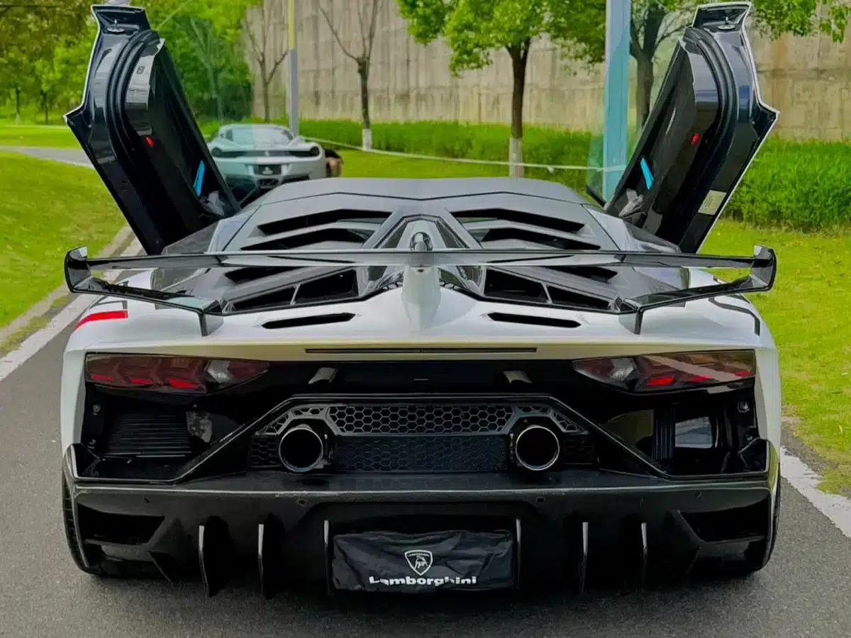 2011 Aventador LP 700-4 — миниатюра 23