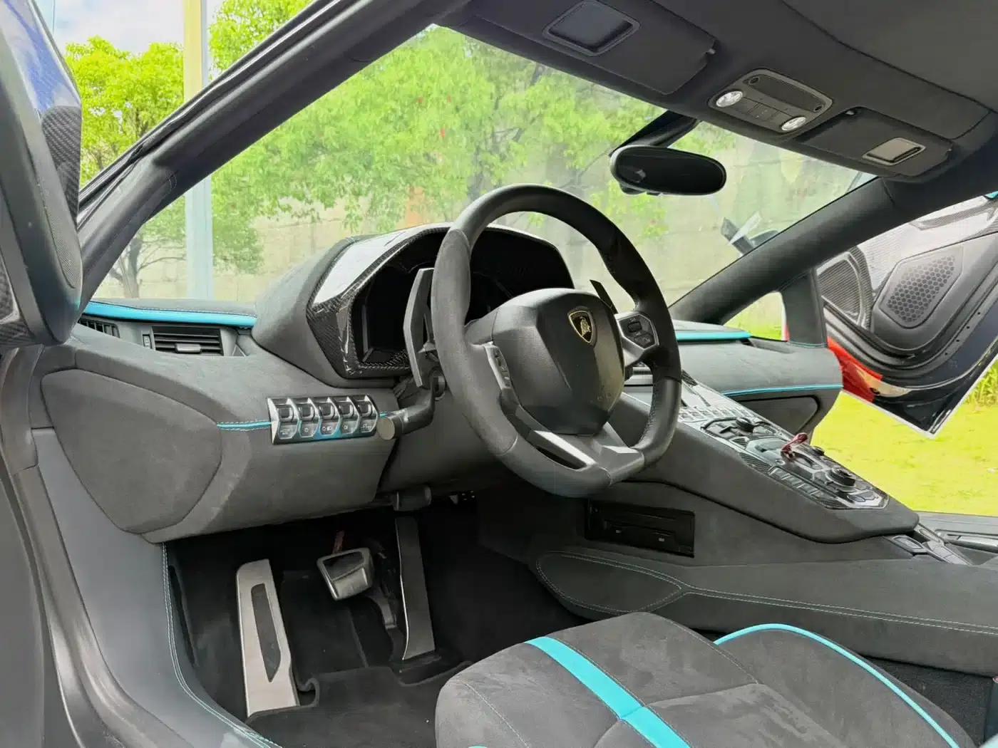 2011 Aventador LP 700-4 — миниатюра 6
