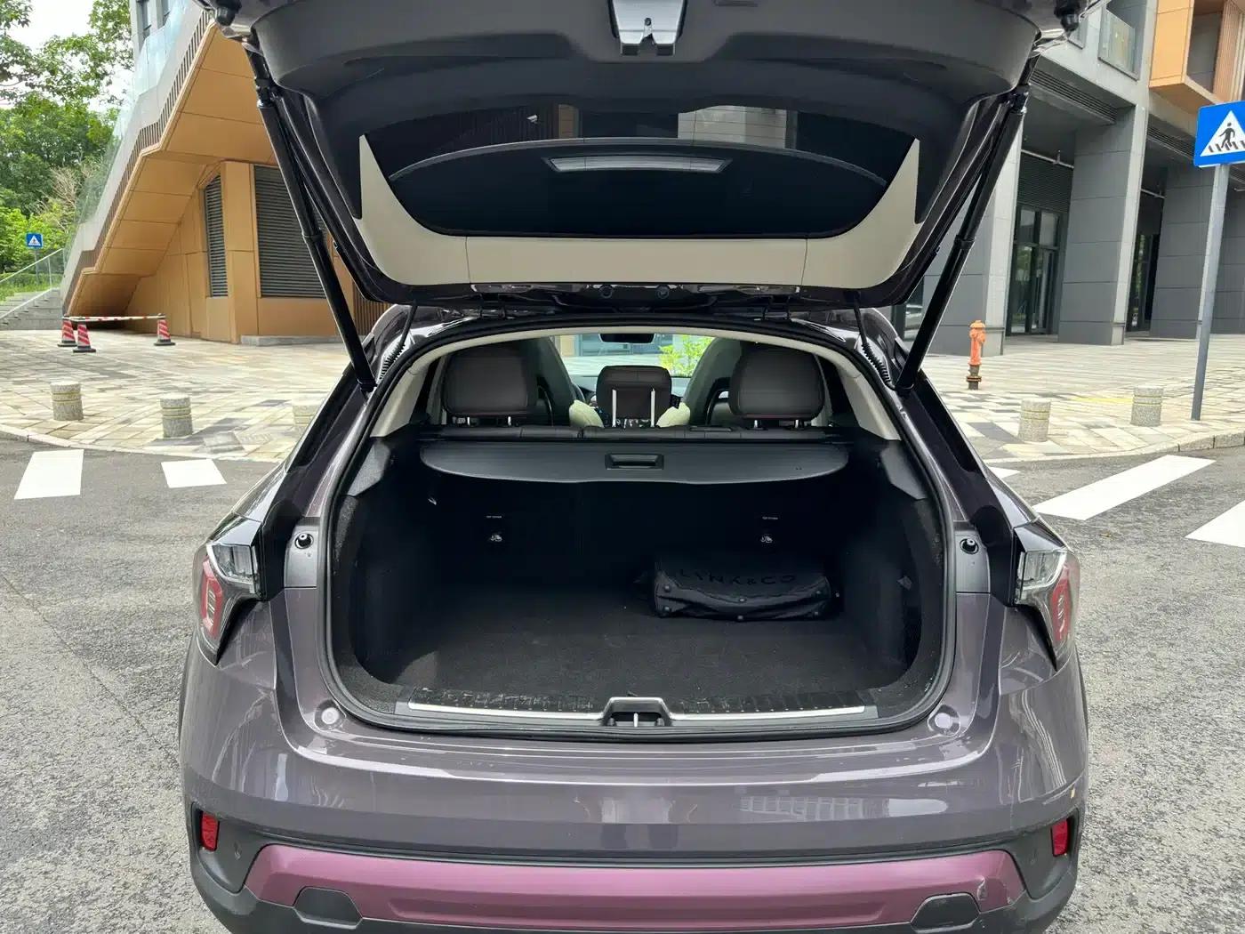 Lynk & Co 02 PHEV 2021 1.5T Pro — миниатюра 23