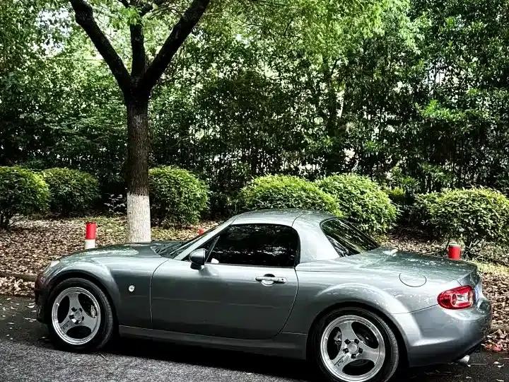 Mazda MX-5 2009 2.0 — миниатюра 4