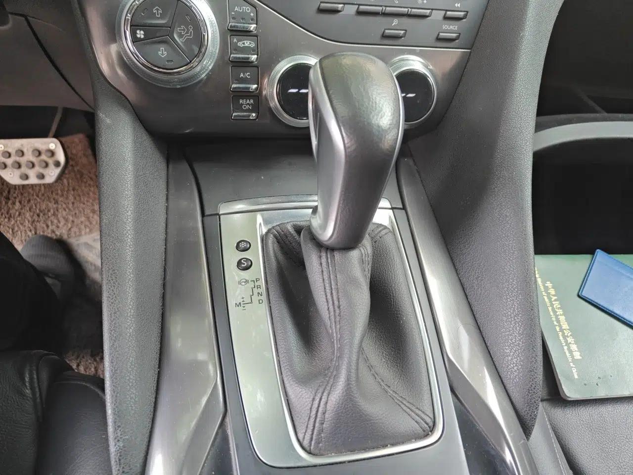 DS 5 2014 1.6T Luxury Edition THP160 — миниатюра 14