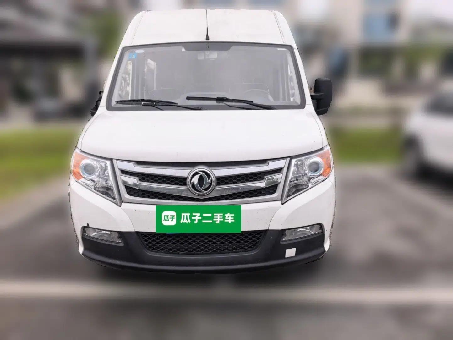 Dongfeng Yufeng 2021 2.4T Rear-Drive Logistics Vehicle Long Wheelbase High Roof Dual Rear Tires 6–9 Seats China VI Emission Standard YCY24140-60 — миниатюра 2