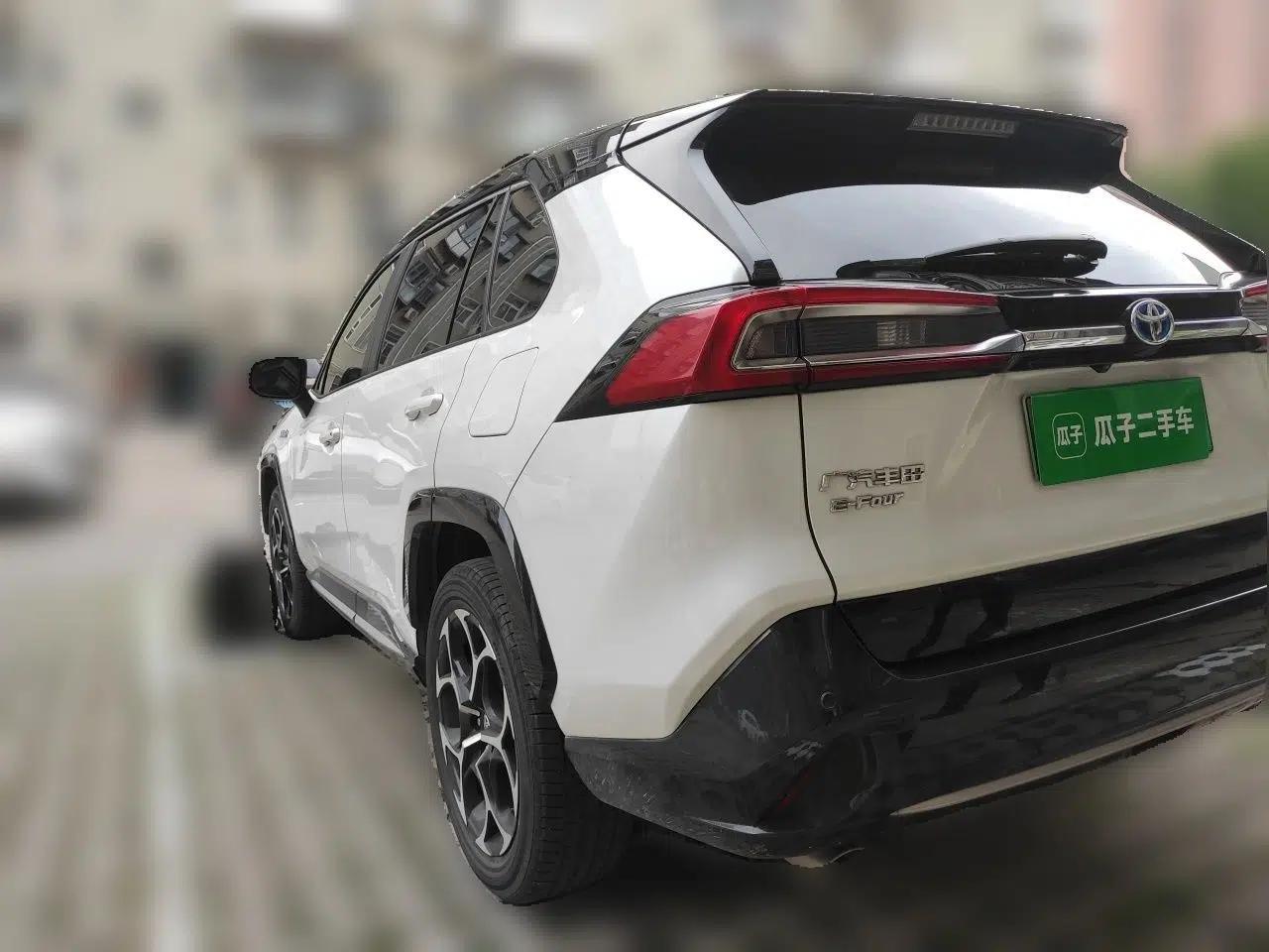 Toyota Wildlander New Energy 2021 High-Performance Edition 2.5L Four-Wheel Drive GT Version — миниатюра 4
