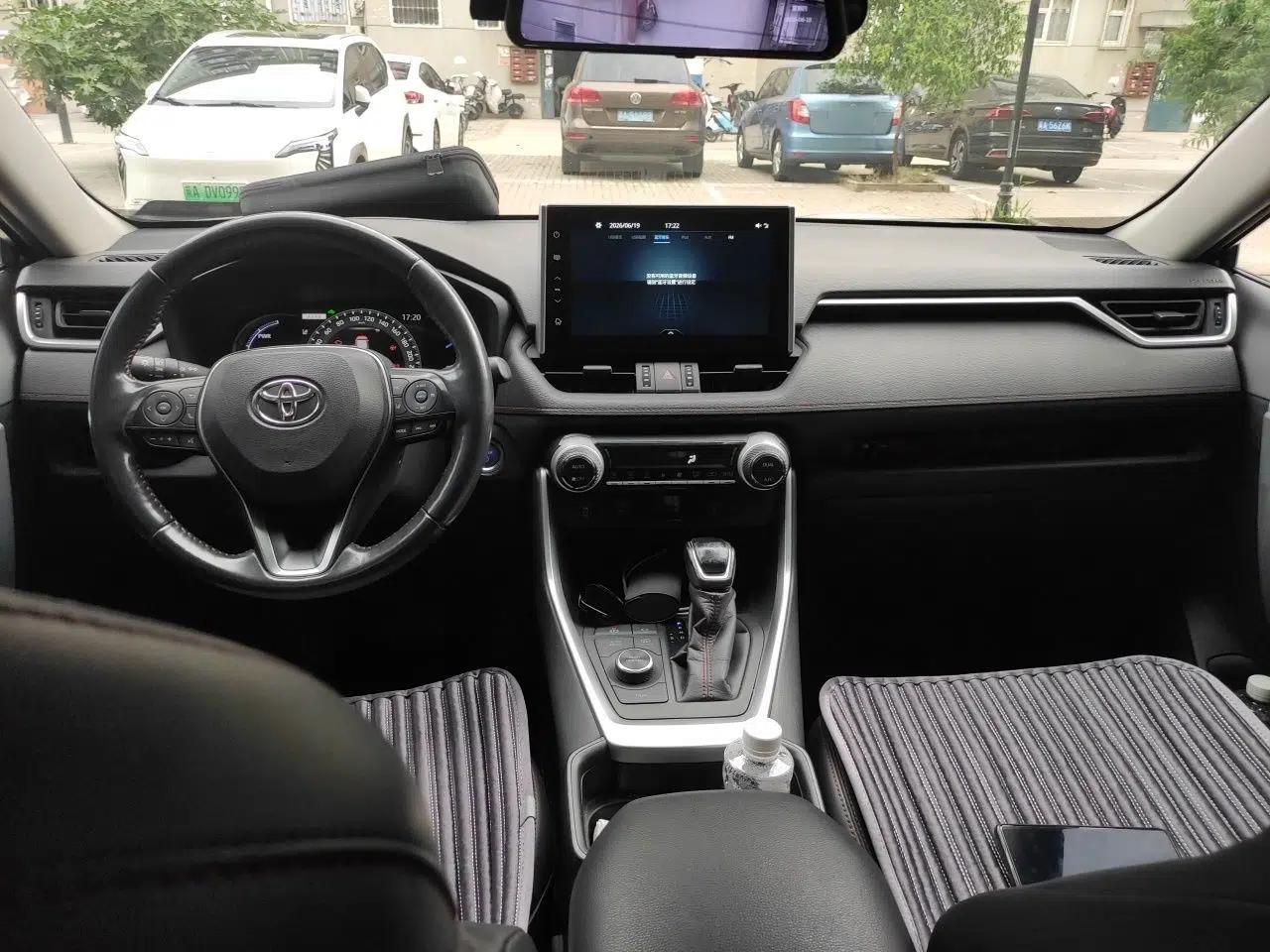 Toyota Wildlander New Energy 2021 High-Performance Edition 2.5L Four-Wheel Drive GT Version — миниатюра 9
