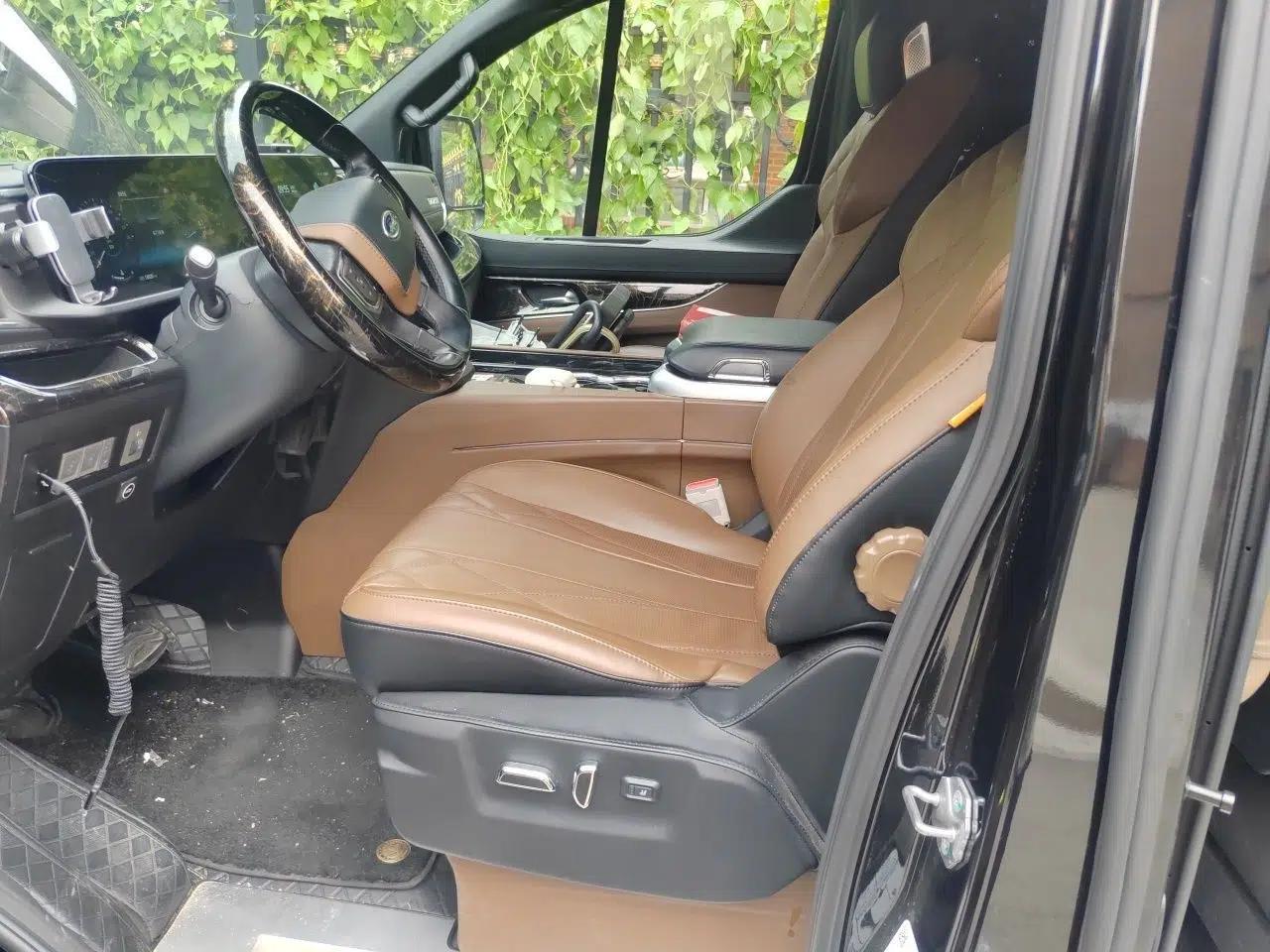 Ford Tourneo Custom — миниатюра 15