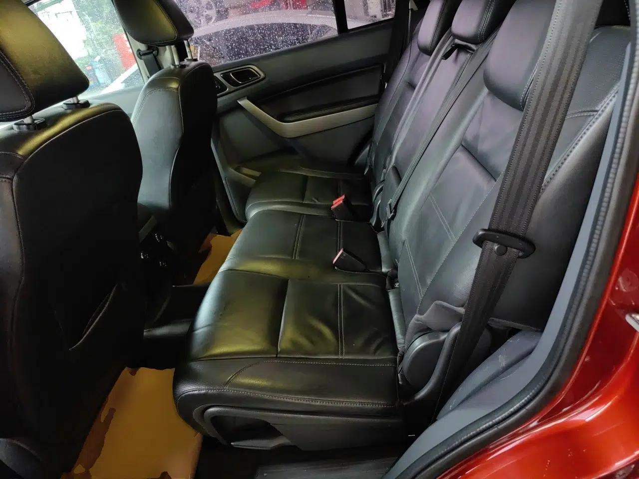 Ford Everest 2016 2.0T Gasoline Automatic 4x4 Luxury Edition — миниатюра 17