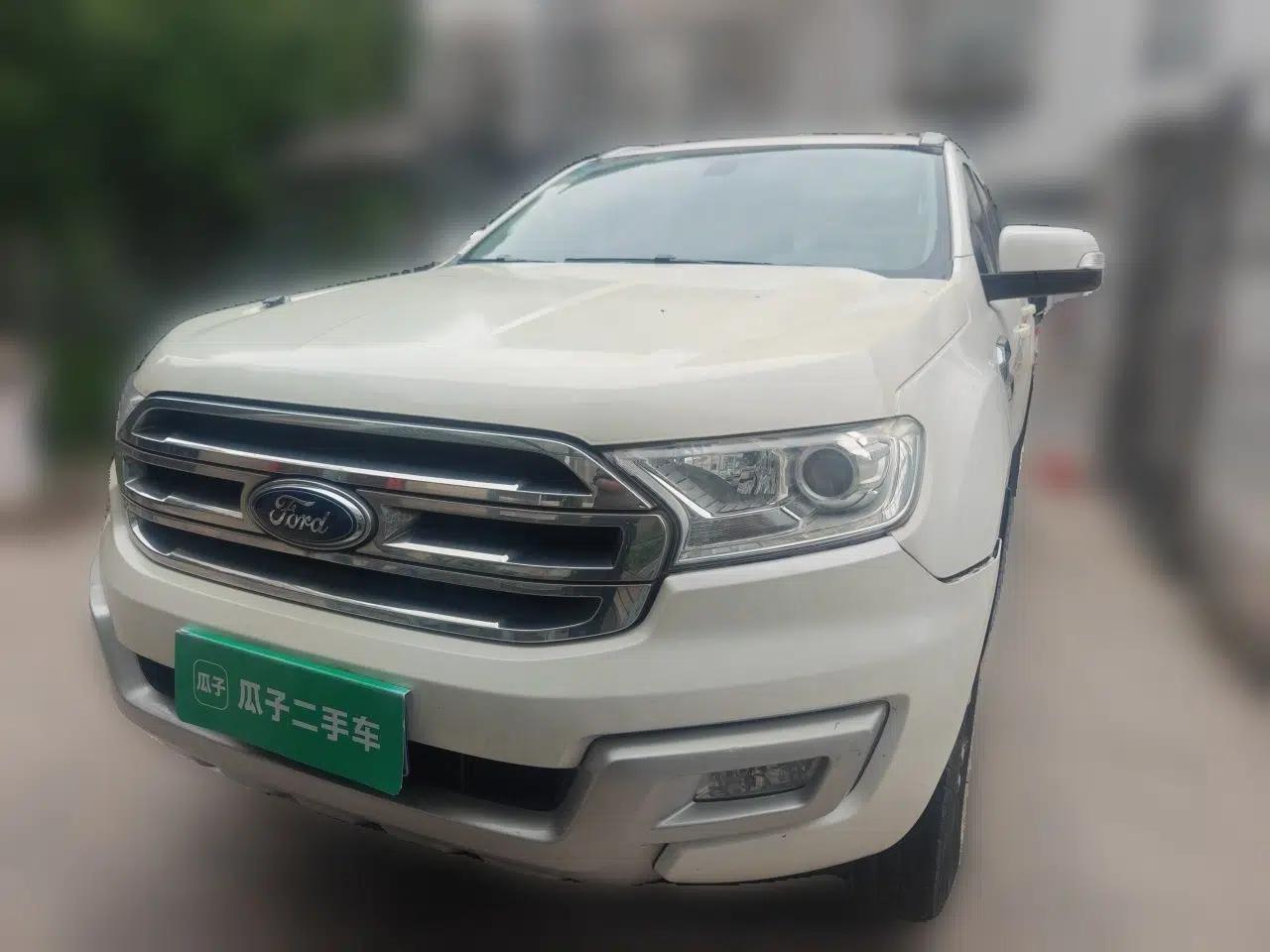 Ford Everest 2016 2.0T Gasoline Automatic Two-Wheel Drive Luxury Edition — миниатюра 1