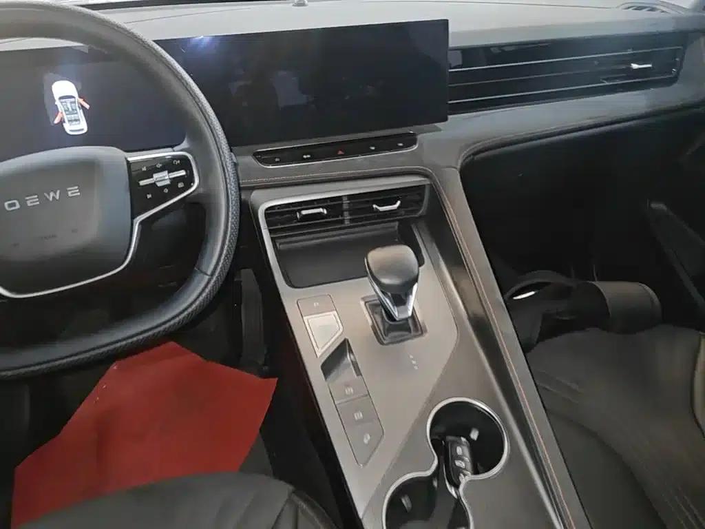 Roewe D5X DMH 2024 Model 135 Tech Edition — миниатюра 13