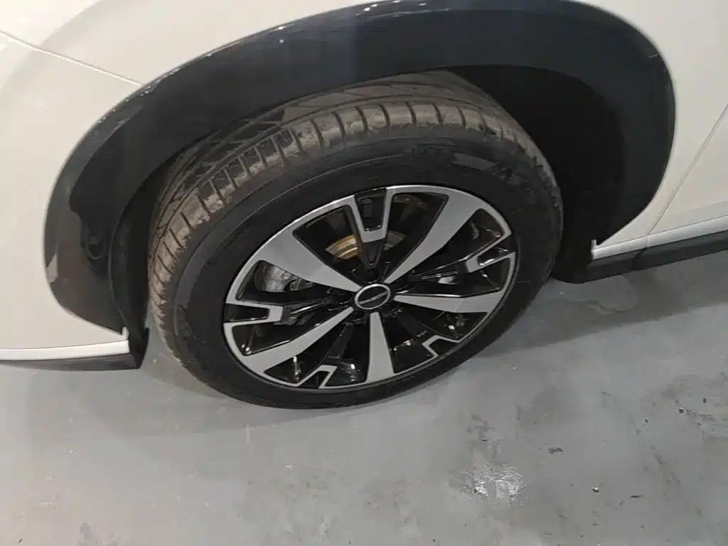 Roewe D5X DMH 2024 Model 135 Tech Edition — миниатюра 23