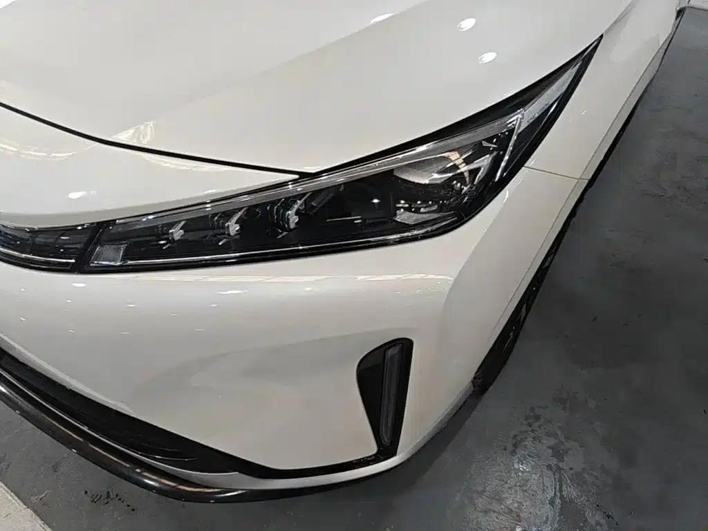 Roewe D5X DMH 2024 Model 135 Tech Edition — миниатюра 24