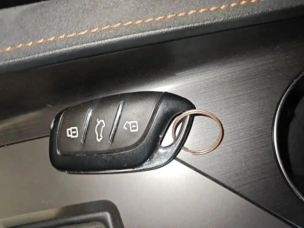Roewe D5X DMH 2024 Model 135 Tech Edition — миниатюра 9