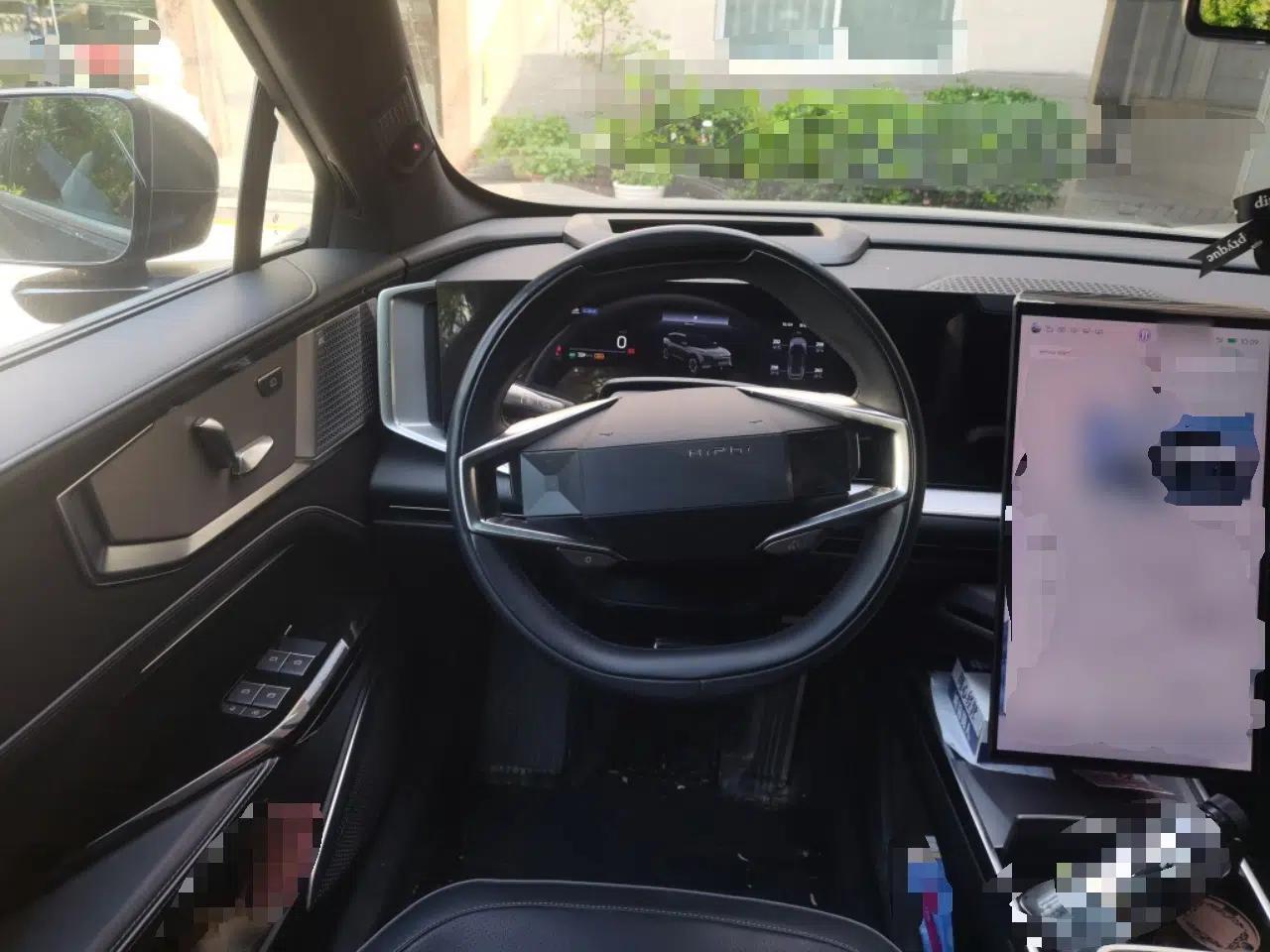 HiPhi Y 2023 560 km Pioneer Edition — миниатюра 10