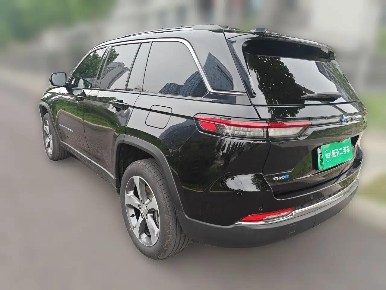 Jeep Grand Cherokee New Energy 2024 4xe Peak Edition — миниатюра 4